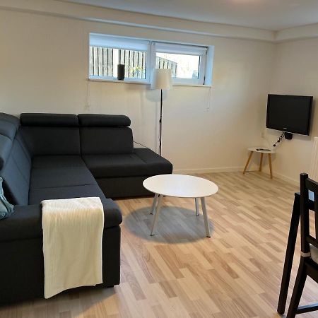 Hyggelig & Lys Kaelderlejlighed Herning Bagian luar foto