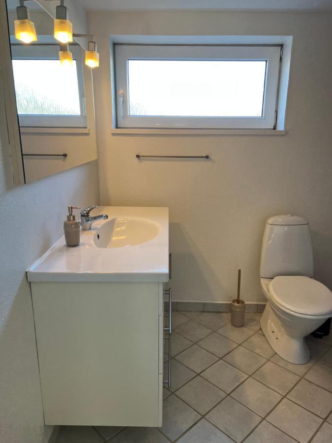 Hyggelig & Lys Kaelderlejlighed Herning Bagian luar foto